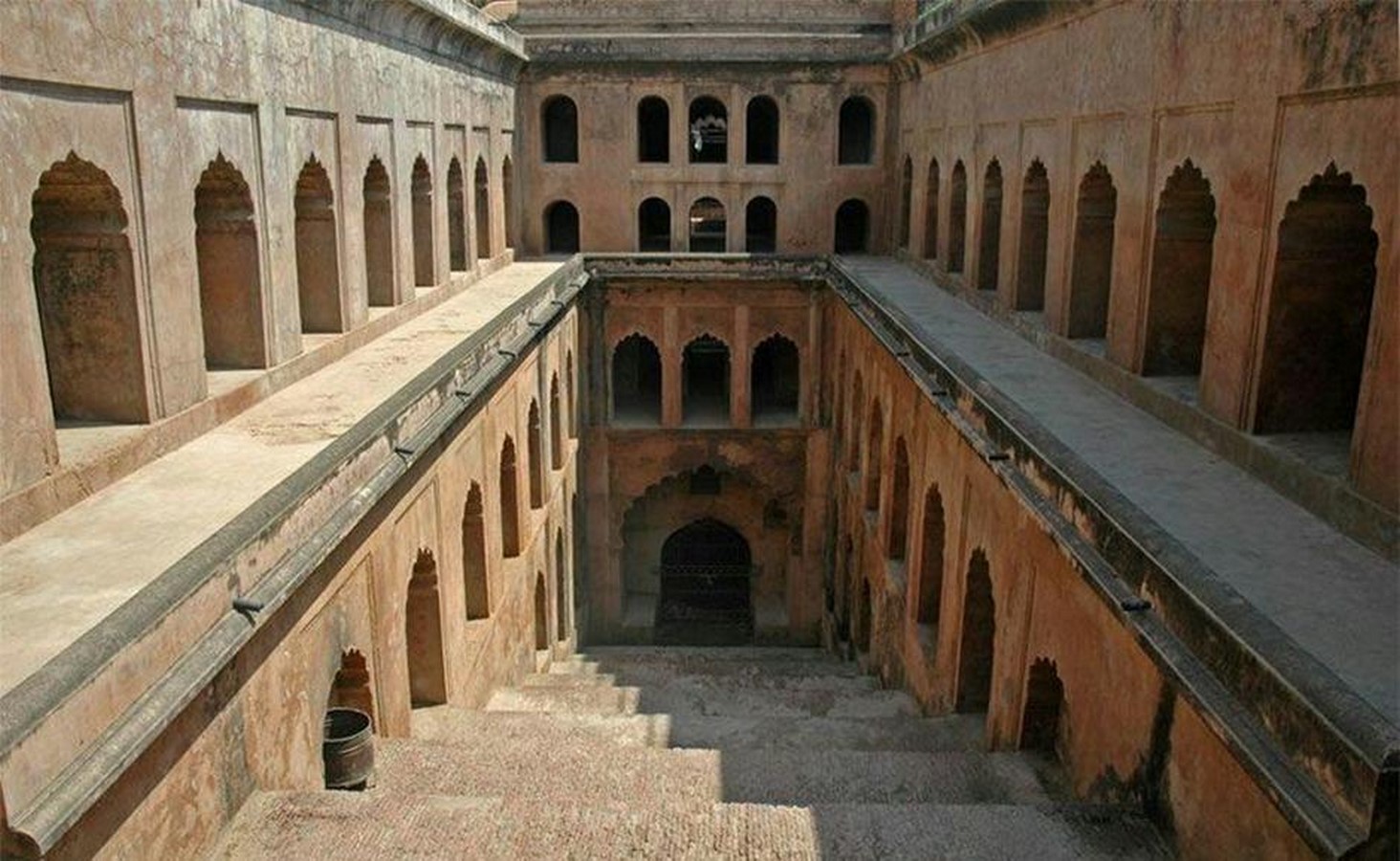 Bara Imambara - Lucknow, Uttar Pradesh - Sheet2