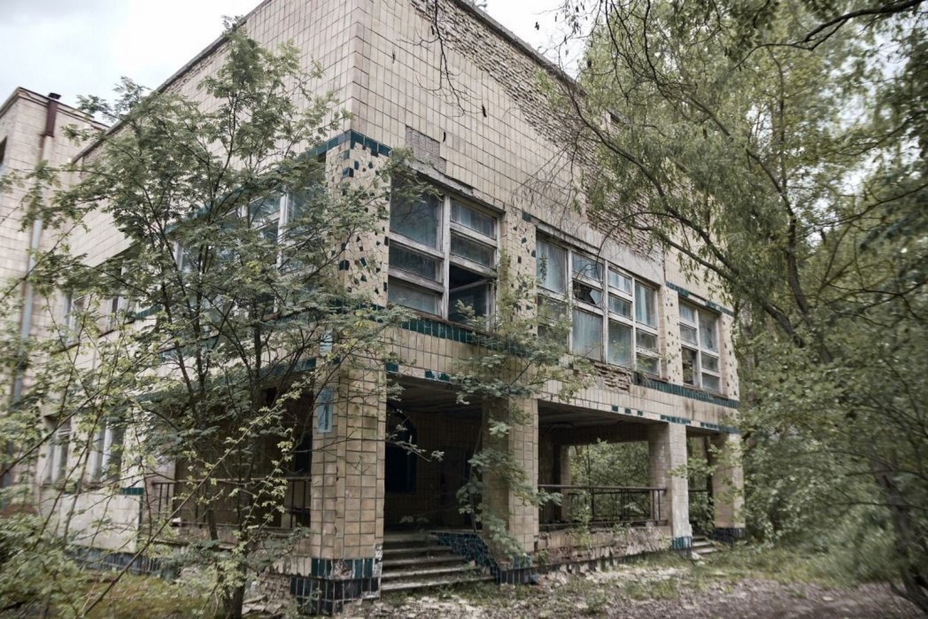 Environmental Benefits of Reusing Abandoned Buildings - Sheet2