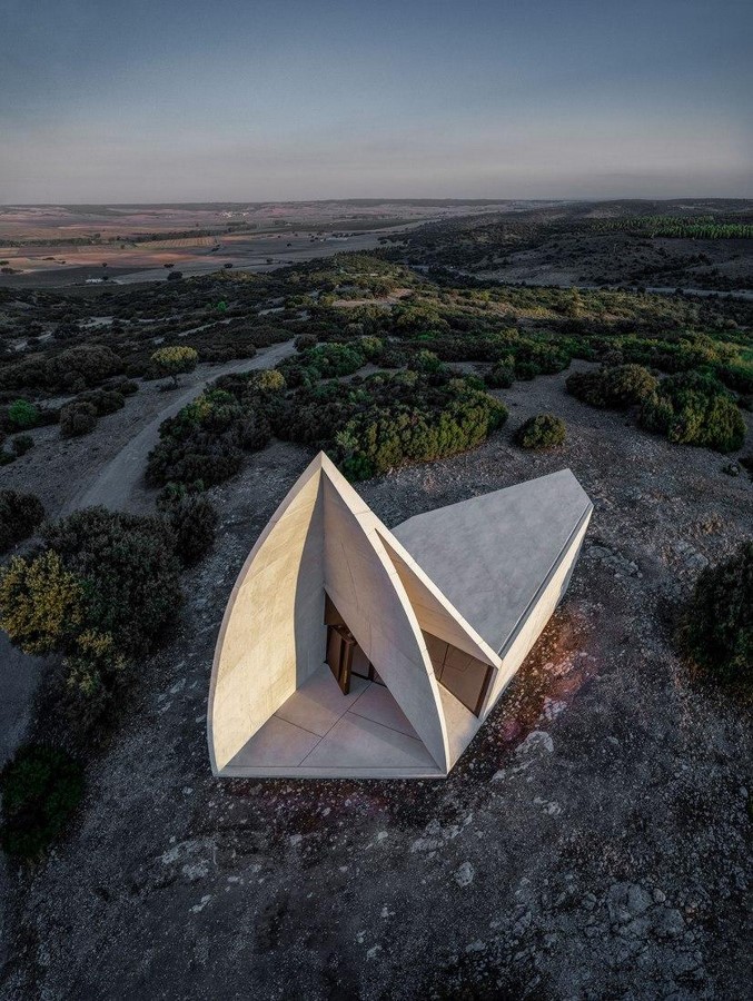 Chapel in Valleaceron by Sancho Madridejos - Sheet15