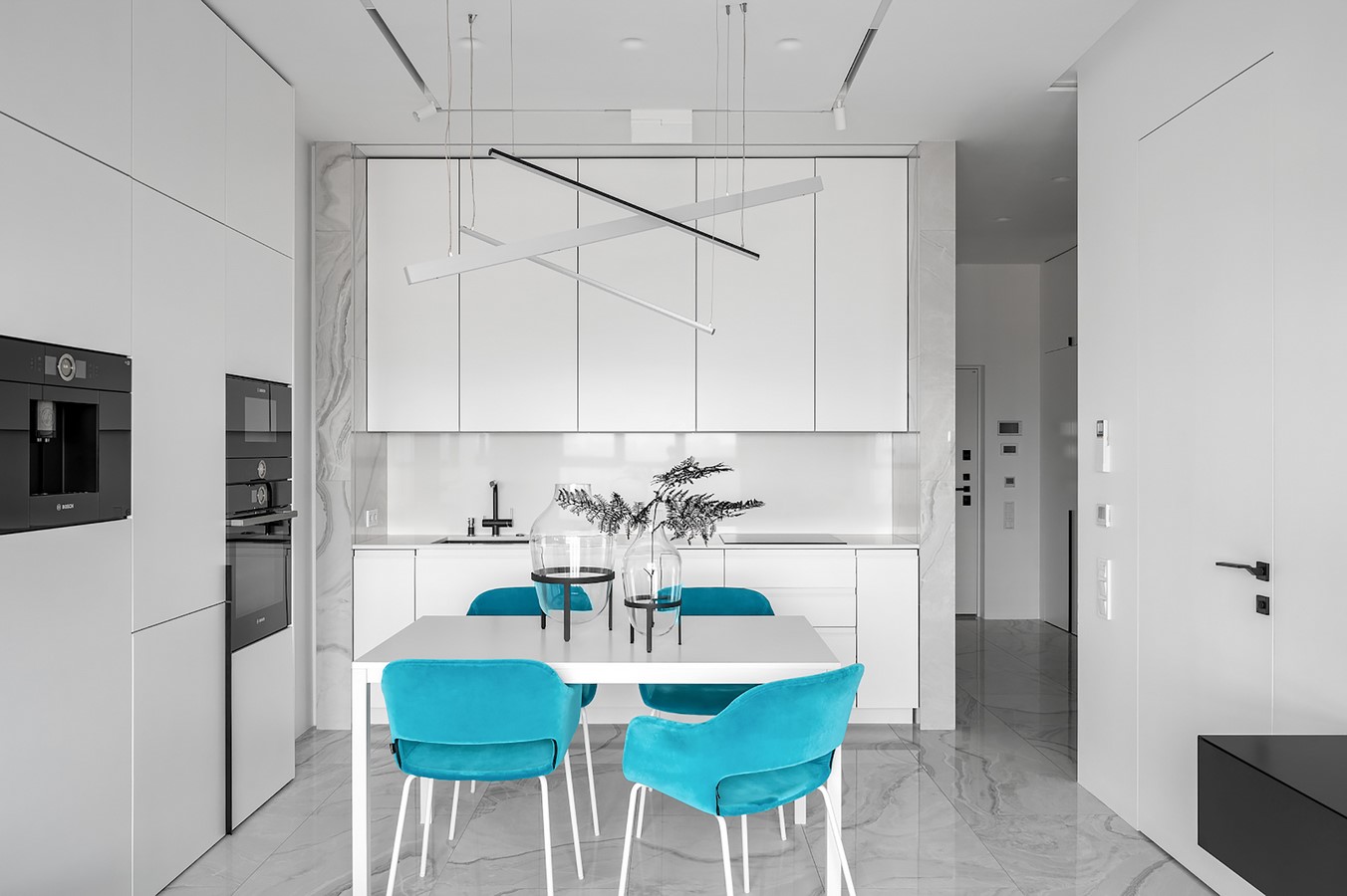 A 77 m2 white two-bedroom Moscow apartment with a home office by Alexander Tischler - Sheet4