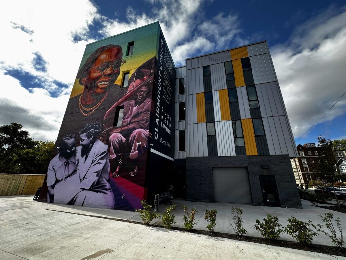 Reinterpreting Iconic Buildings through a Gender and Sexuality Lens - Sheet1