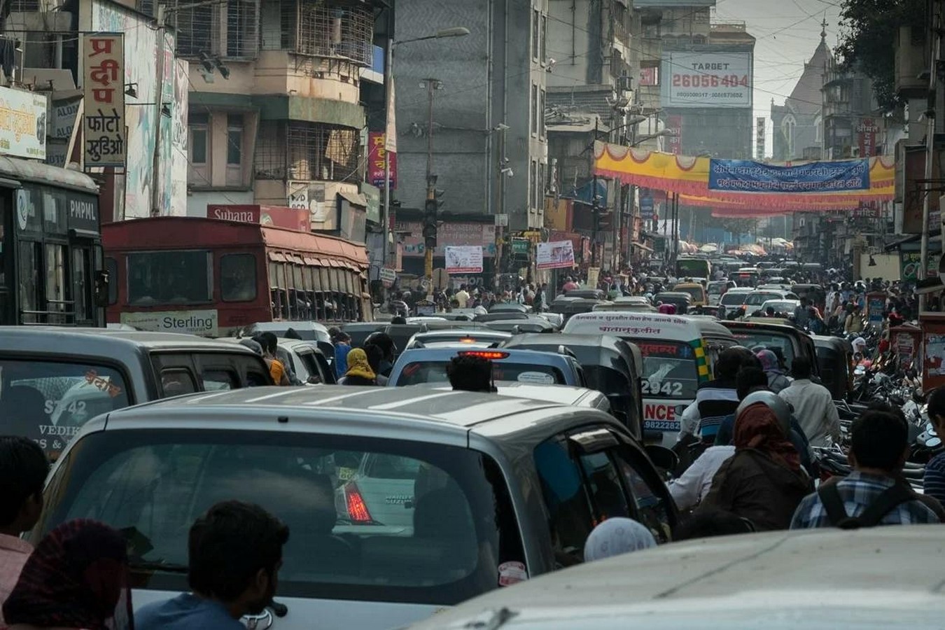 The Evolution of Smart Cities: Integrating Technology and Urban Planning - Sheet2