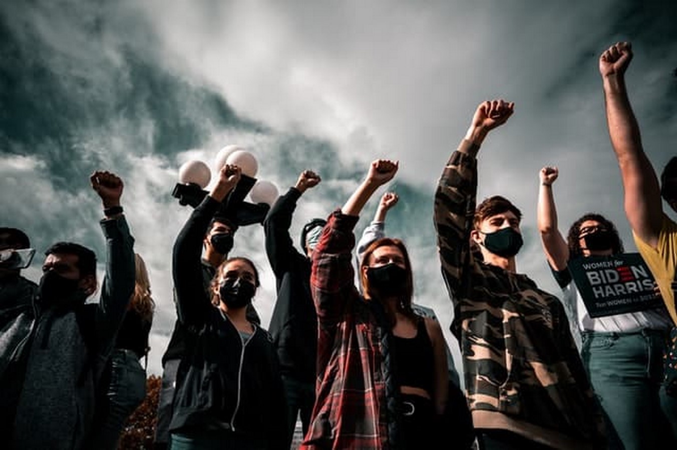 Social Media and Global Activism: Platforms as Catalysts for Change - Sheet2