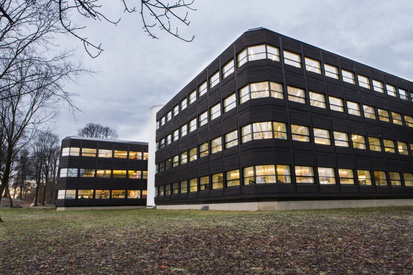 Case Studies of Successful Climate-Resilient Building Projects - Sheet1