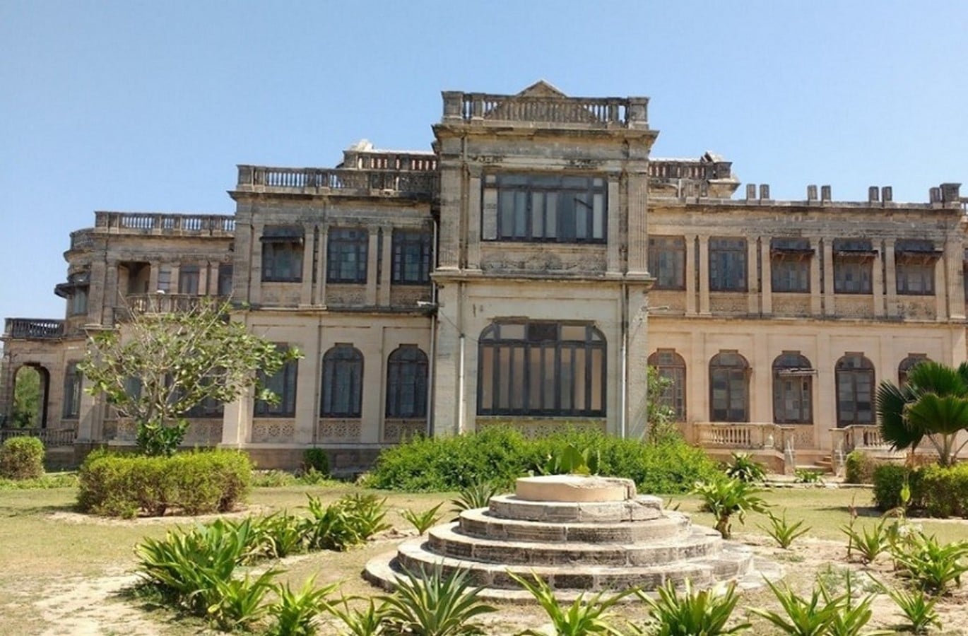 An architectural review of location Porbandar - Sheet4