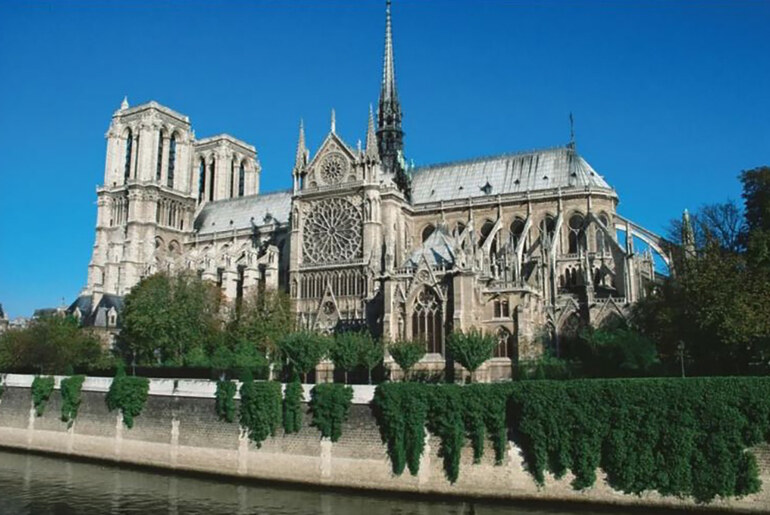 Gothic Architecture-1100 AD to 1450 AD: A Timeless Marvel of Elegance and Innovation