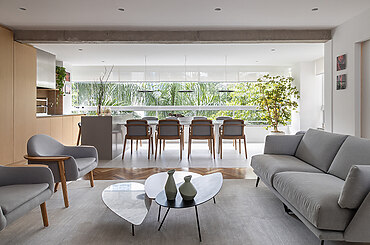 Minimalist Apartment in Itaim BIBI Combines Exposed Concerte With Woodwork by AS Arquitetas SP office