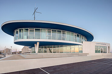 Carnon Harbour Office by A+Architecture