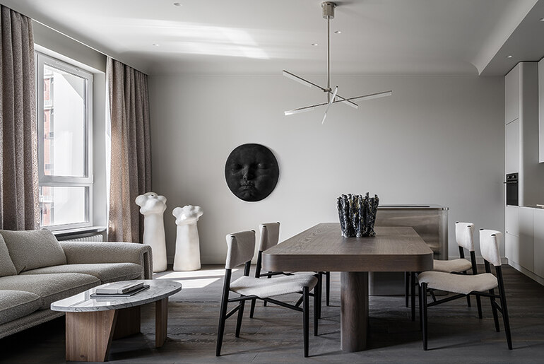 Modern apartment with an emphasis on contemporary art in Moscow by ...