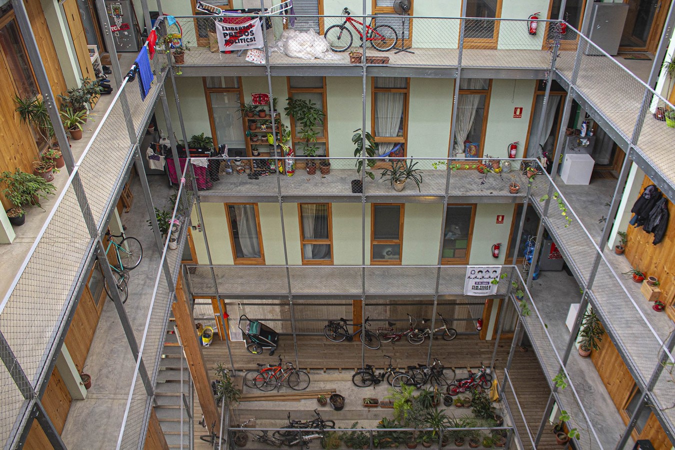 From Spectators to Collaborators: Empowering Communities through Architecture - Sheet2