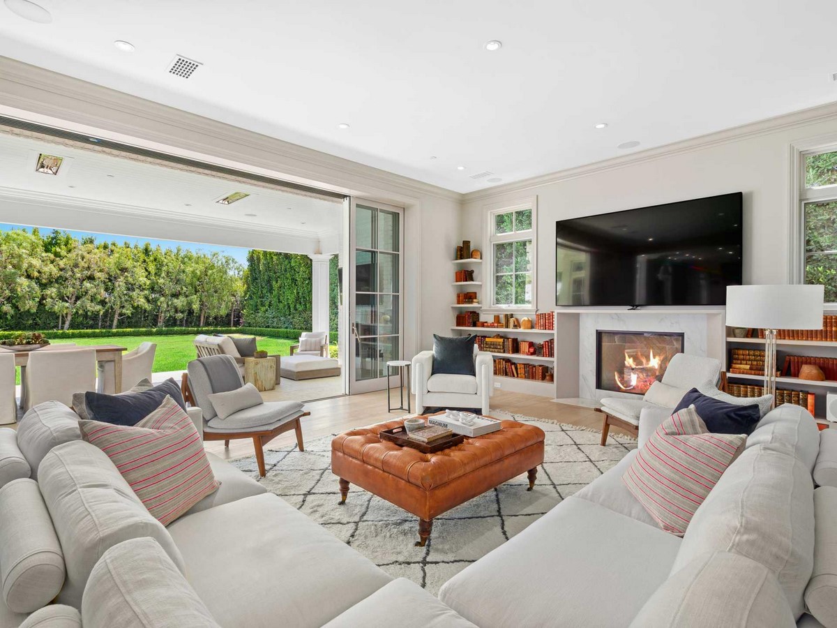 A11757-An inside look at all the houses owned by Ben Affleck-Sheet4