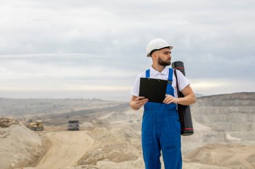 Mastering Mining Recruitment: 7 Essential Tips for Building a Robust Workforce in the Extractive Industry