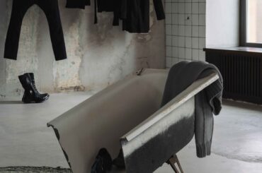 Concept store and gallery Carol Christian Poell in Moscow by Ariana Ahmad Design-Sheet1