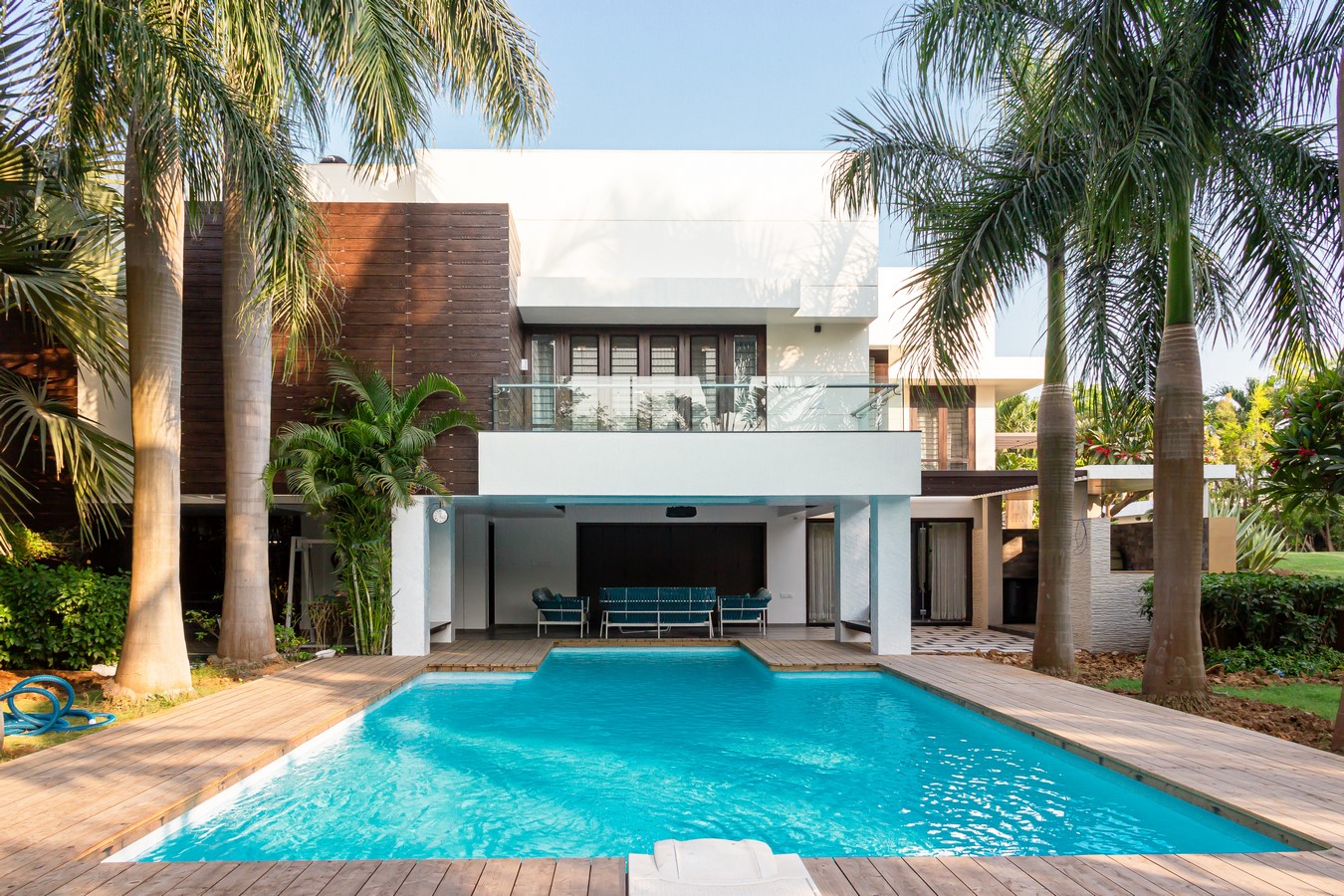 Mr. Shah's Bungalow by Sarthak Architect + Interiors-Sheet9