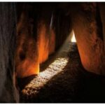 Travel the world: The Newgrange Passage Tomb-Sheet5