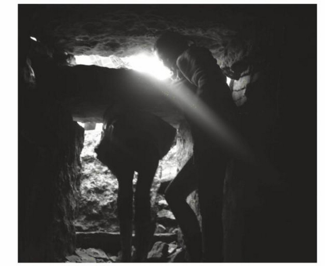 Travel the world: The Newgrange Passage Tomb-Sheet6
