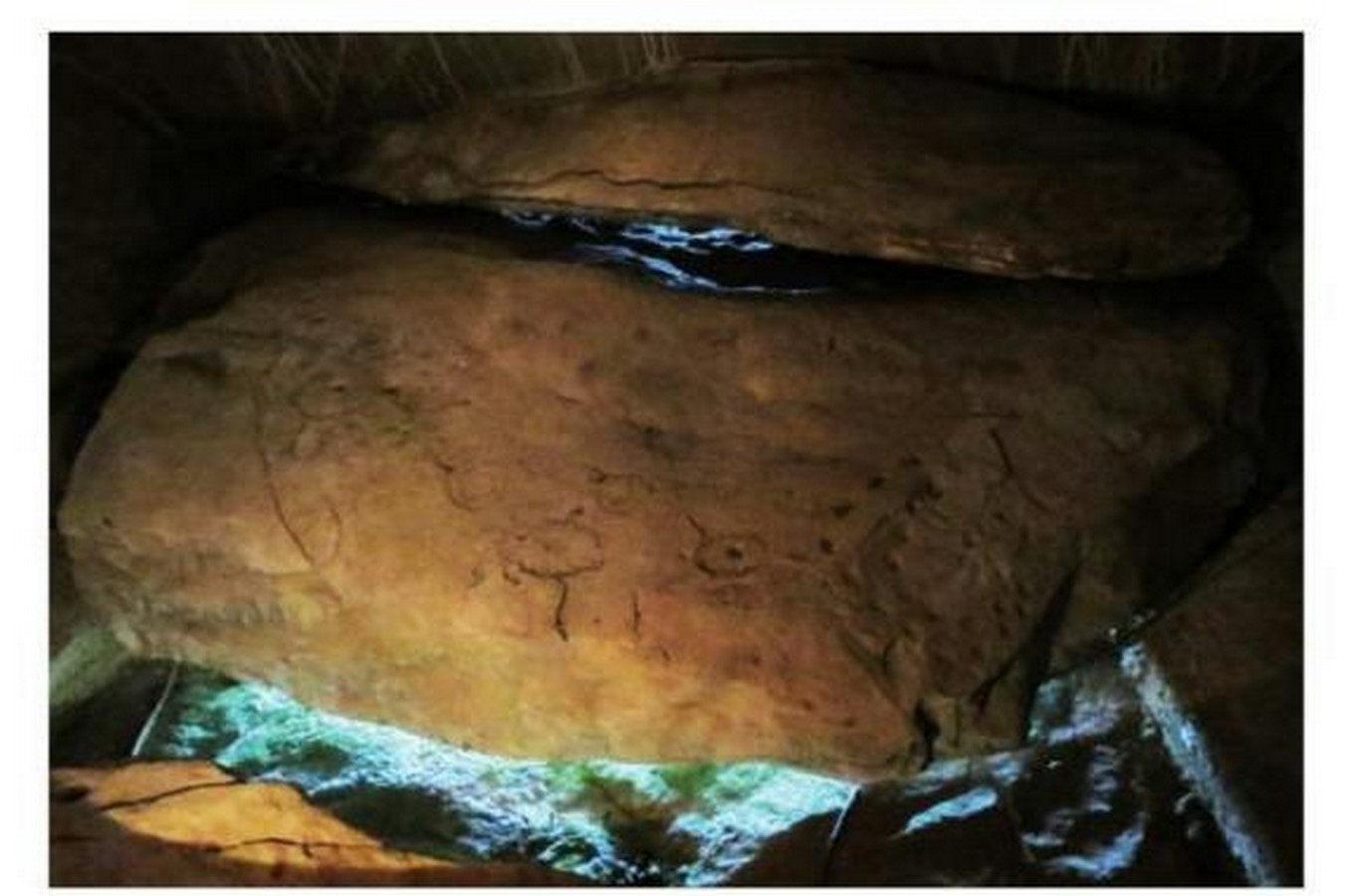 Travel the world: The Newgrange Passage Tomb-Sheet7