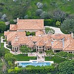 An inside look at all the houses owned by Bruno Mars-Sheet20