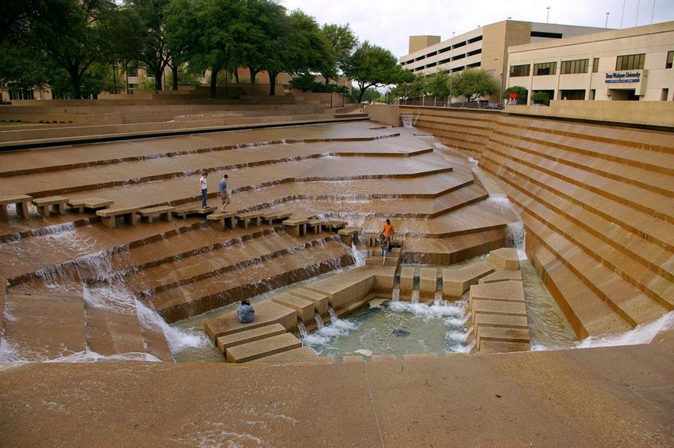 10 Places To Visit In Texas for Travelling Architect-Sheet7