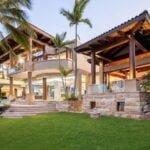 An inside look at all the houses owned by Dwayne Johnson-Sheet15