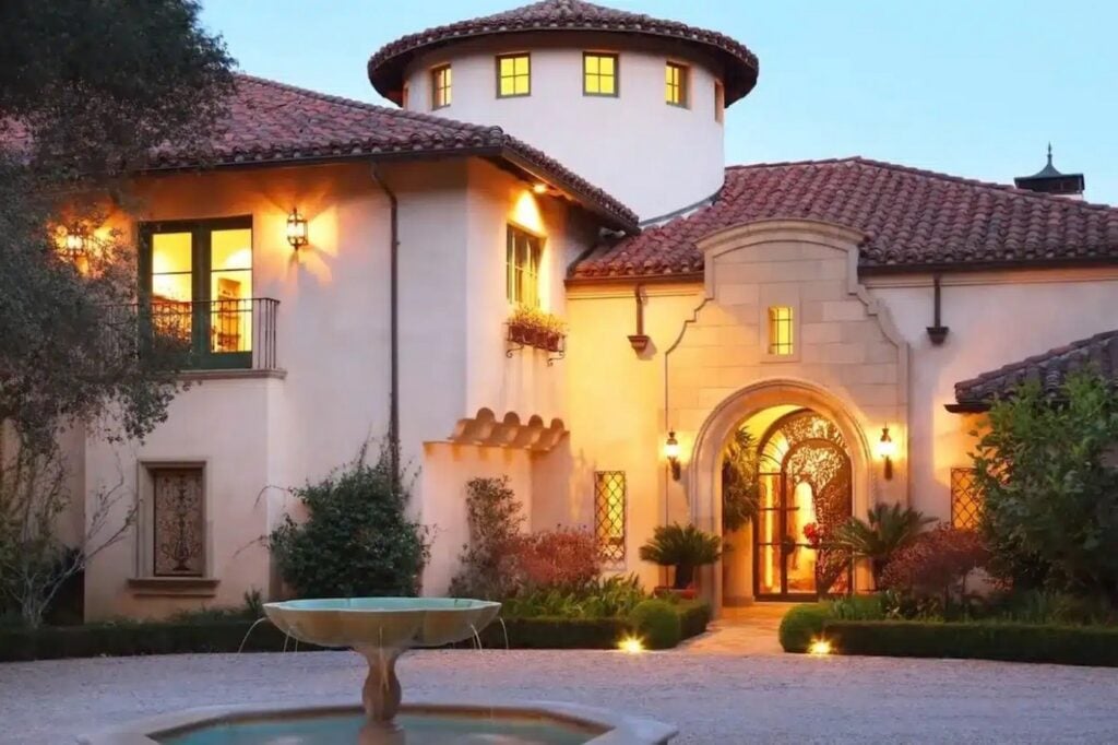 An Inside Look At The Houses Owned By Dwayne Johnson RTF Rethinking an-inside-look-at-the-houses-owned-by-dwayne-johnson-rtf-rethinking