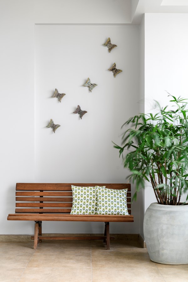 Achieving a Verandah Vibe that's both Classy and Tastefully Refined by Temple Town-Sheet3