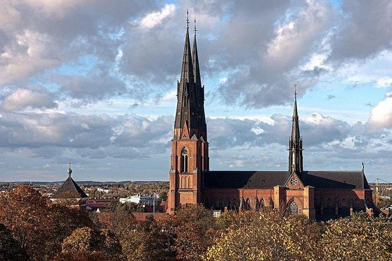 Travel the World Uppsala Cathedral-Sheet1