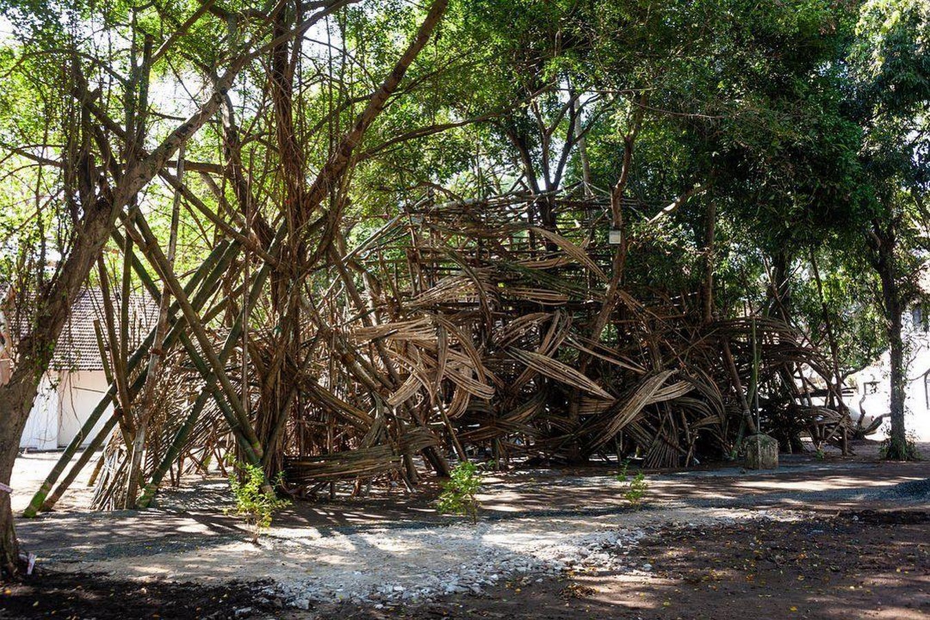 Sculpting Spaces The Role of Materials in Shaping Environments-Sheet2