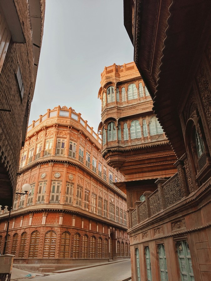 Untold stories of buildings-Sheet1