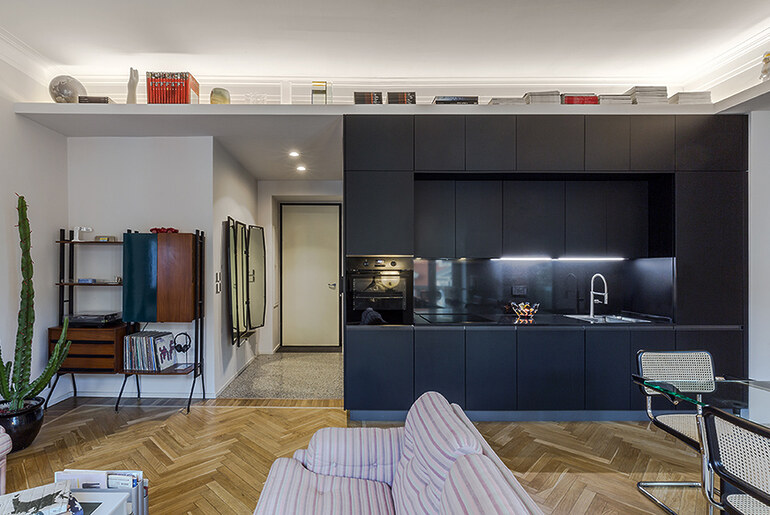 Bertola Apartment by Q&A Studio