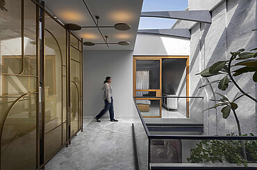 6 x 18 Slender House by Spaces Architects@KA