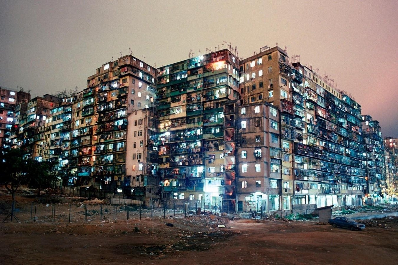 Kowloon wall city: Dystopian Architecture-Sheet1