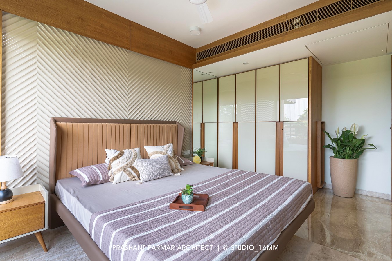 5BHK Timeless Interiors at Shivalik in Ahmedabad by Prashant-Sheet8