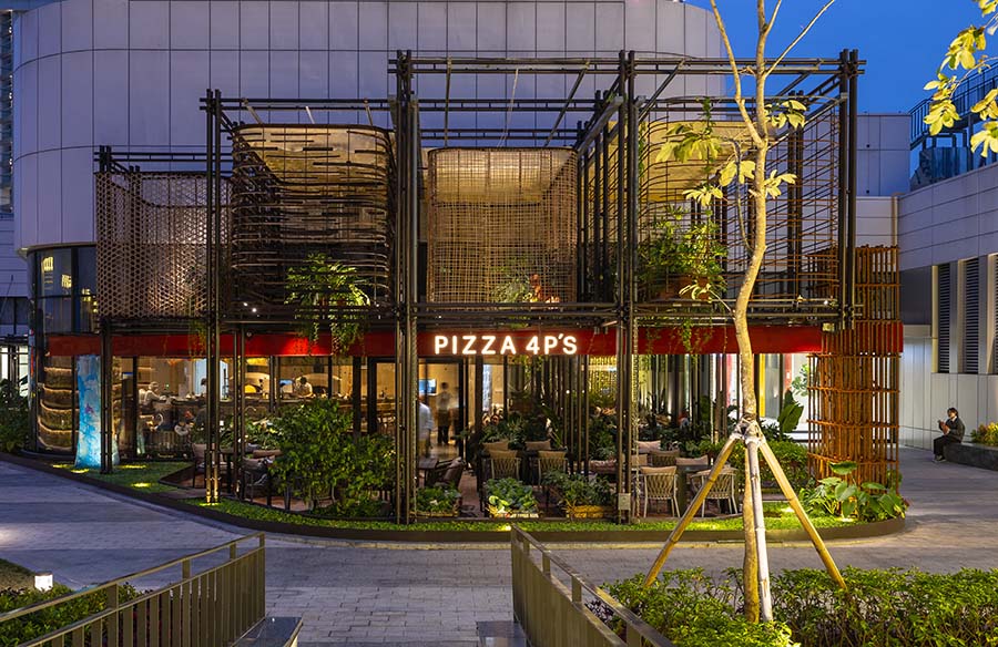 Pizza 4P’s Lotte Mall West Lake by ODDO architects