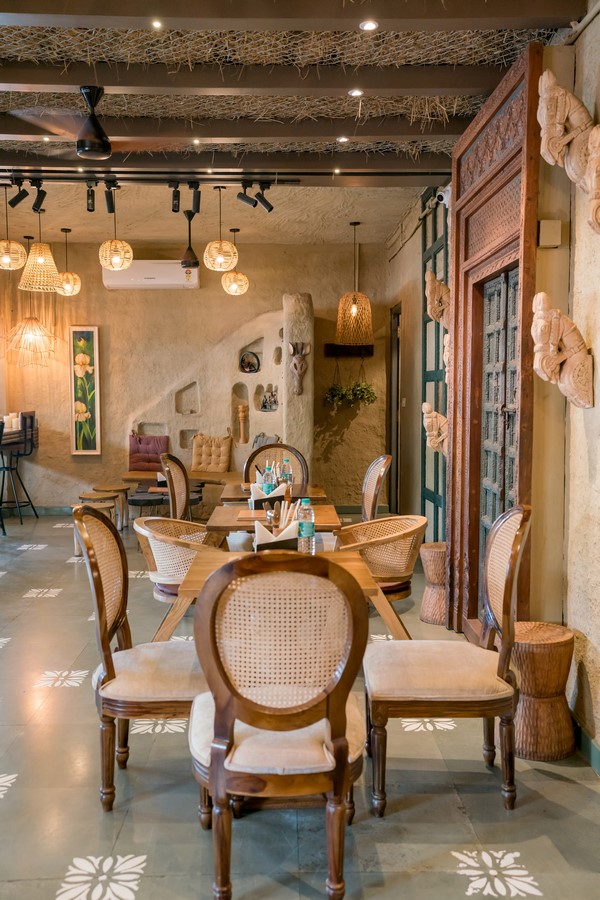 Lambreta Cafe by Interior Ozal design studio-Sheet8
