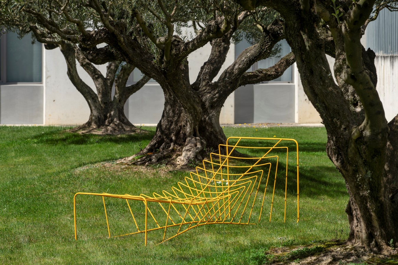 TOPOS Chair and Sunlounger by Zaha Hadid Architects-Sheet3