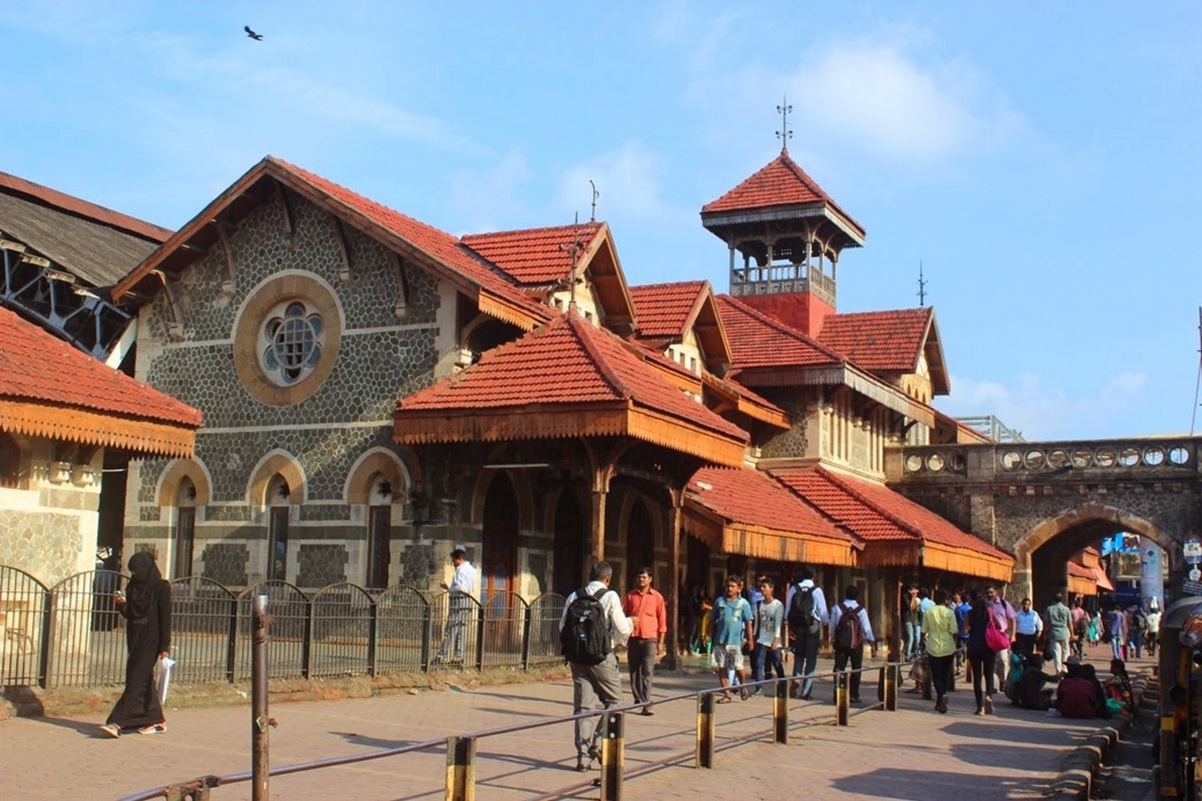 Transit Tales Bandra Station Through Time-Sheet4