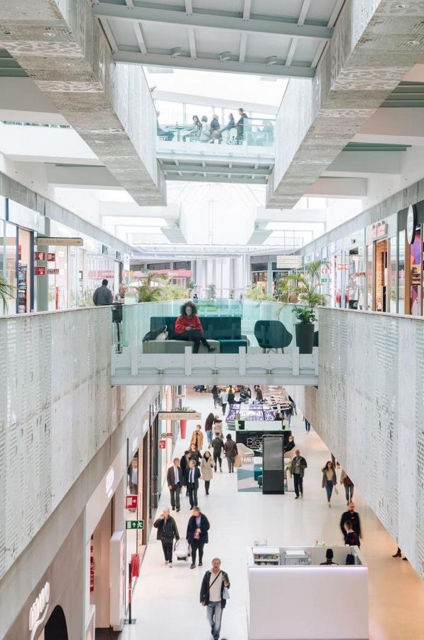 Shopping Malls Get a Sustainable Makeover Where Shopping Meets Eco-Conscious Design-Sheet17