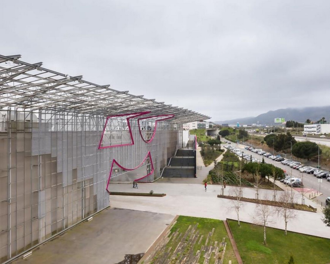 Shopping Malls Get a Sustainable Makeover Where Shopping Meets Eco-Conscious Design-Sheet22