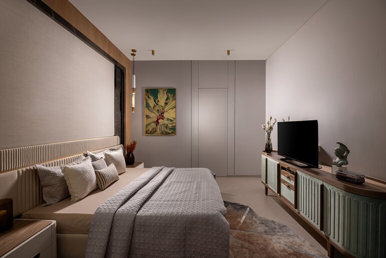 Spatial Elegance with Minimal Console Areas by Azure Interiors - RTF ...