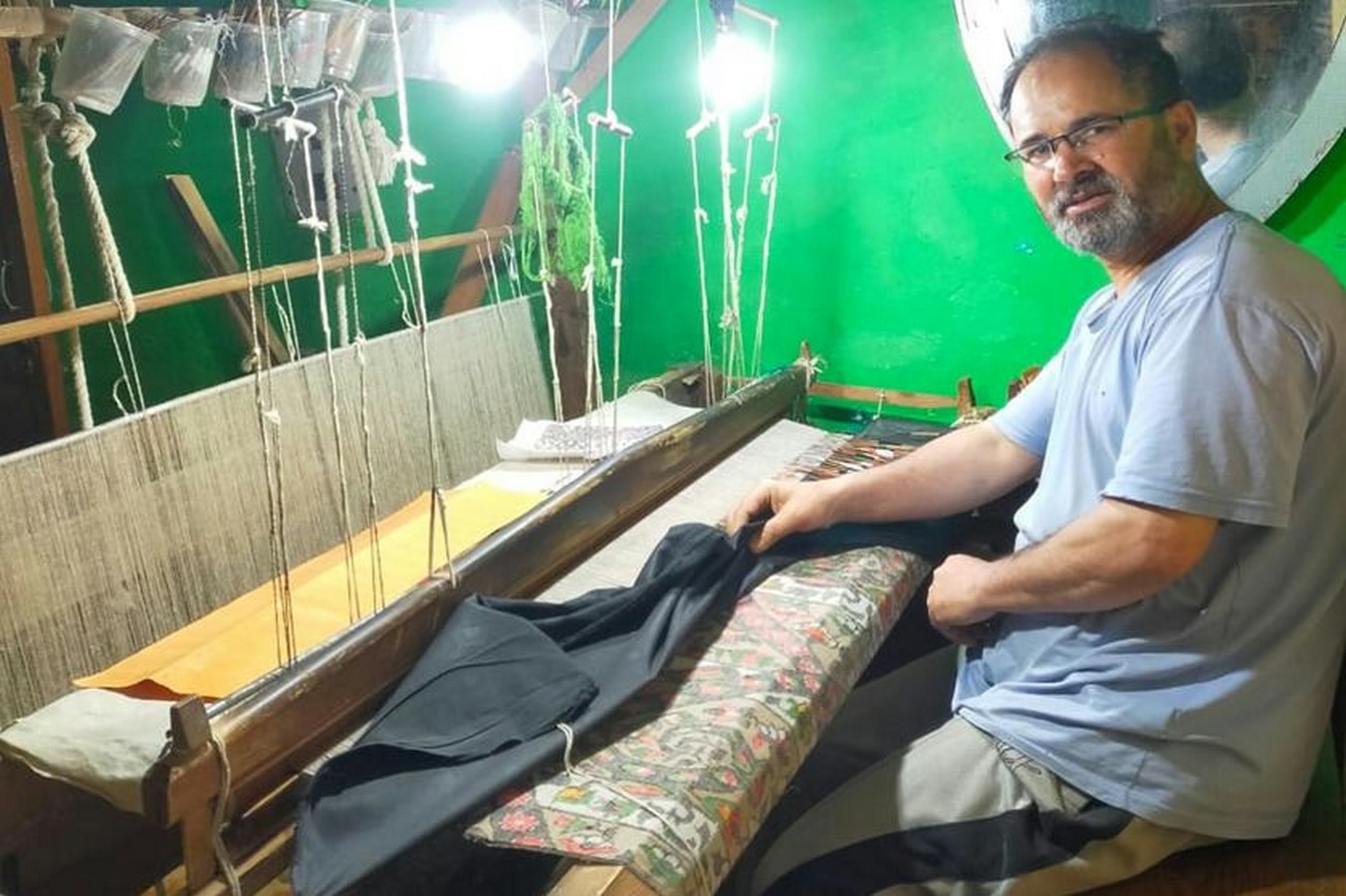 Kashmiri Shawls- Art of Labour and Luxury-Sheet5