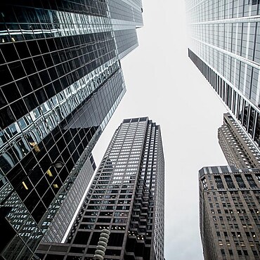 Politics and its relations with Architecture - RTF | Rethinking The Future
