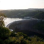 Kariba Dam Engineering Marvel and Environmental Impact-Sheet1