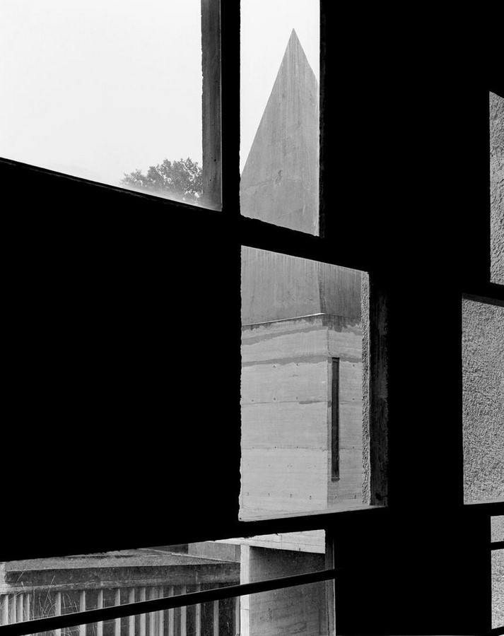 The Architect's Eye vs. The Photographer's Lens Unveiling the Hidden Dimension-Sheet23
