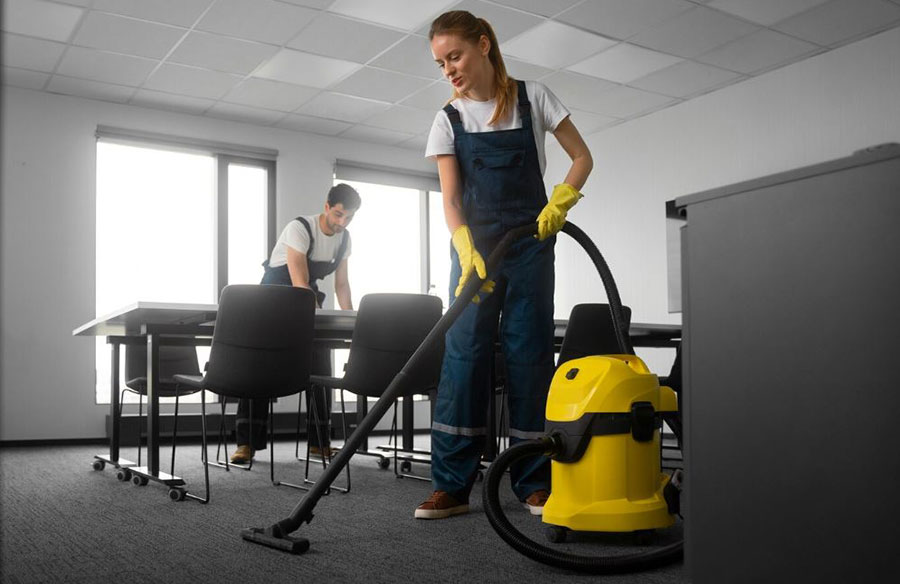 Choosing the Right Commercial Carpet Cleaner: Factors to Consider for Your Business
