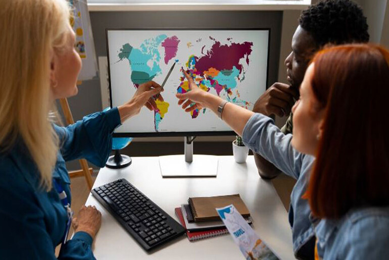 Innovative Approaches to Teaching English Overseas