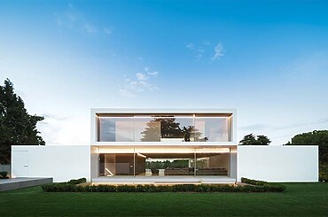 COMPLUVIUM HOUSE by FRAN SILVESTRE ARQUITECTOS