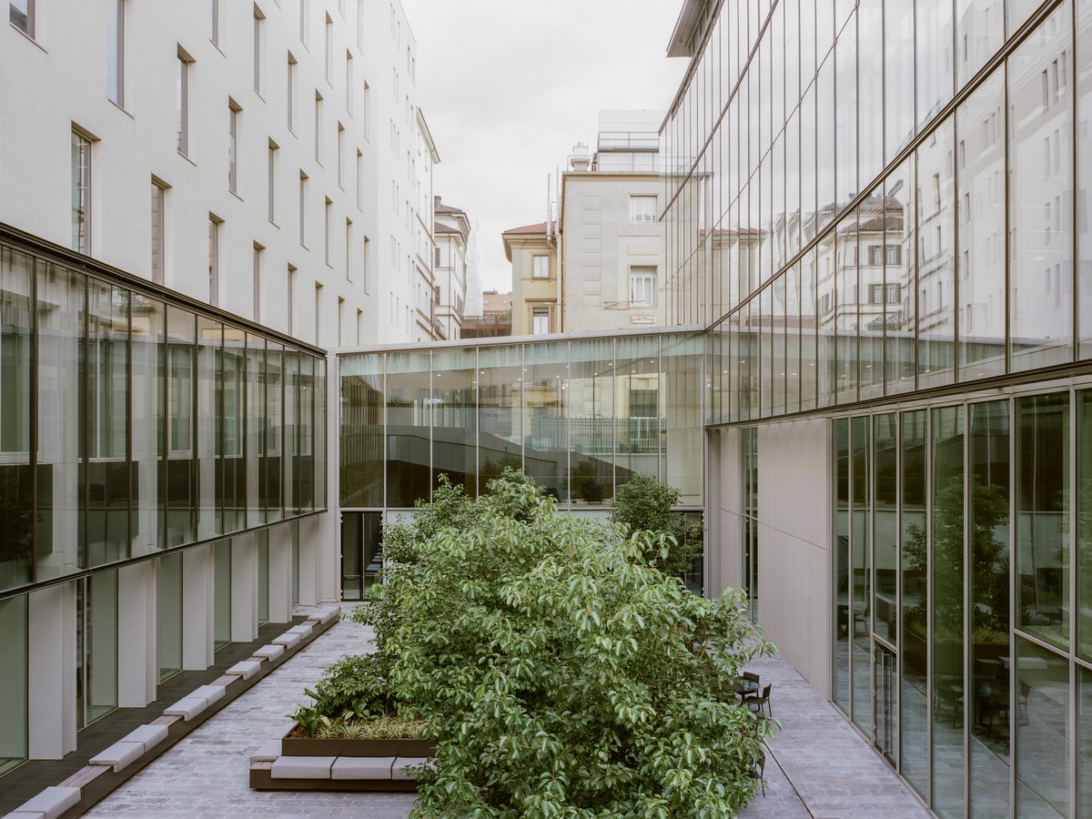 LUXOTTICA HEADQUARTERS by Park Associat4