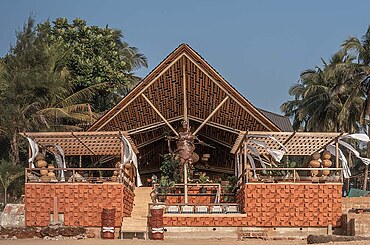 Makani On The Beach by THE BOX DESIGN STUDIO