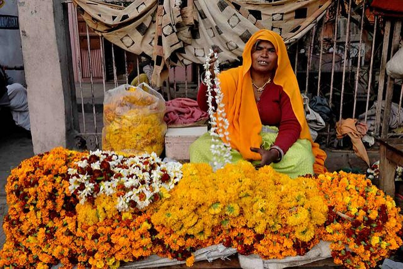 The Character of Market Streets in India-Sheet3